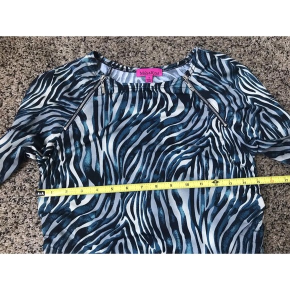 Max & Rina Tunic Top Blouse Blue Zebra Print Zipper Accents Size Small - Picture 7 of 9